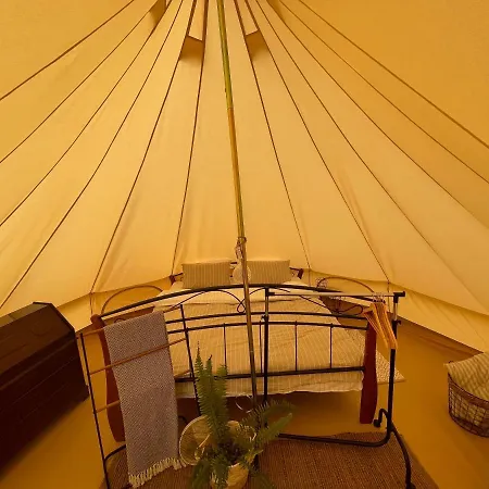 The Hunters Glamping * Ciudanovita