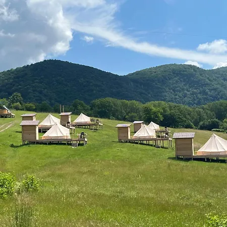 Glamping The Hunters Glamping Ciudanovita