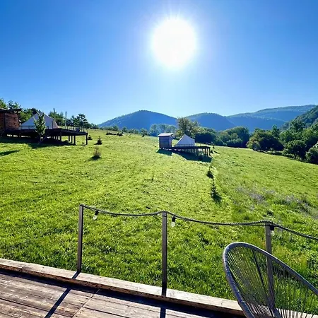 The Hunters Glamping Ciudanovita